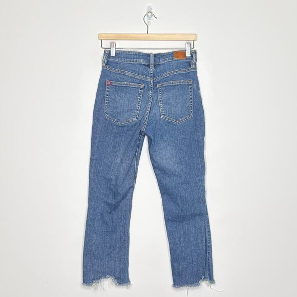 BDG URBAN OUTFITTERS | Kick Flare High Rise Cropped Jeans | 27 - Picture 4 of 5